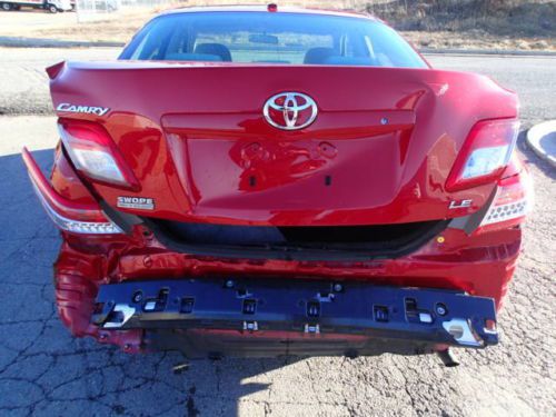 2011 Toyota Camry LE, salvage, damaged runs and drives, damaged, image 20