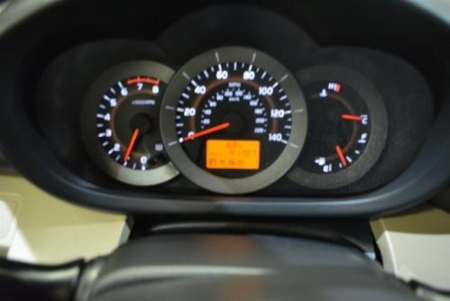 Ltd 4X4 SUV 2.5L CD Power Steering 4-Wheel Disc Brakes Aluminum Wheels Fog Lamps, image 27