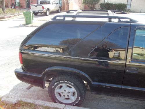 2000 chevrolet blazer sport utility 5-speed manual 2/4wd