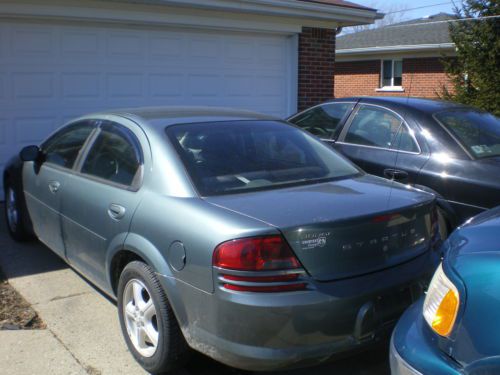 2005 dodge stratus sxt sedan 4-door 2.7l