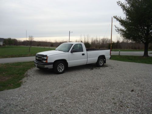 2006 chevrolet silverado 1500 base standard cab pickup 2-door 4.3l