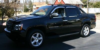 2008 black chevy avalanche