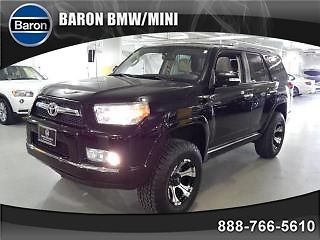 2011 toyota 4runner / sr5 / lift / 4x4 / moon