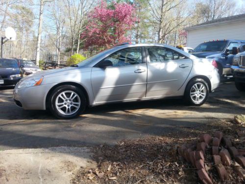 2005 pontiac g6 4 door silver 133,157 miles