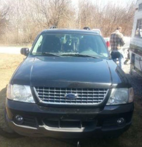 2003 black ford explorer