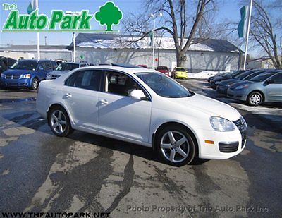 Diesel 2009 jetta - 40mpg - save money and drive a german inspired sedan!