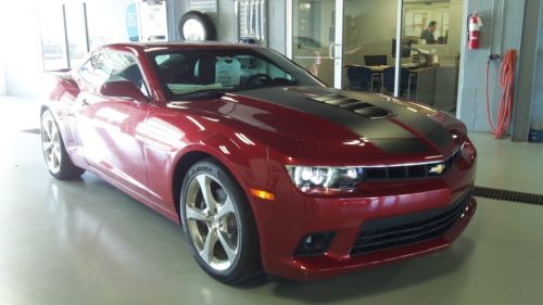 2014 chevy camaro 2ss, red rock metallic, 6 speed manual transmision, 6.2l v-8