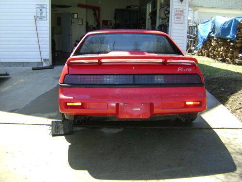 1988 pontiac fiero formula red original