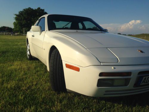 1989 Porsche 944 S2 Coupe 2-Door 3.0L, image 4