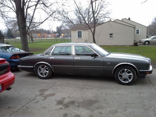 1989 jaguar xj6