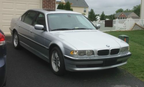 2001 bmw 740il base sedan 4-door 4.4l