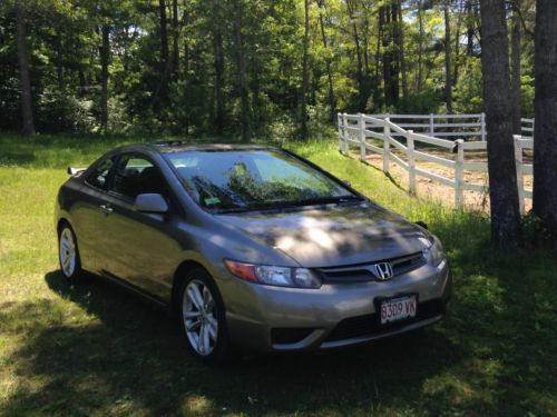 Civic si coupe 2.0l vtec 6spd manual  alloy wheels