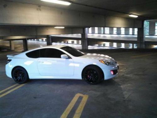 2010 hyundai genesis coupe 2.0t r-spec coupe 2-door 2.0l