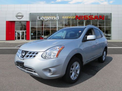 Buy used 2013 Nissan SL in Syosset, New York, United States