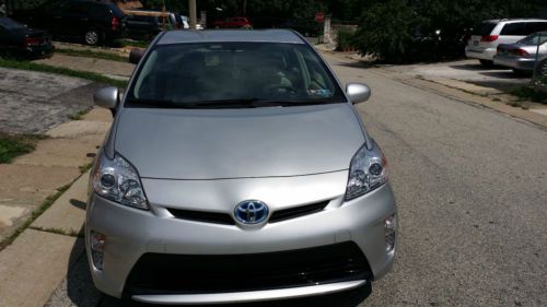 2013 toyota prius base hatchback 4-door 1.8l