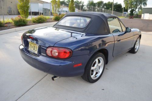 2001 MAZDA MIATA LOW MIES 1 OWNER CLEAN CARFAX, image 8