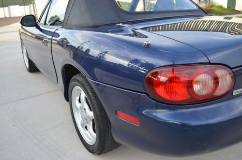 2001 MAZDA MIATA LOW MIES 1 OWNER CLEAN CARFAX, image 20