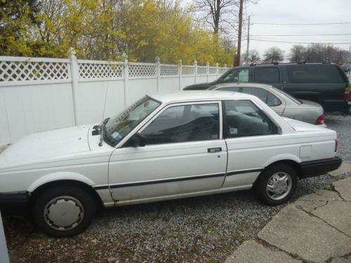 1987 nissan sentra xe sedan 2-door 1.6l