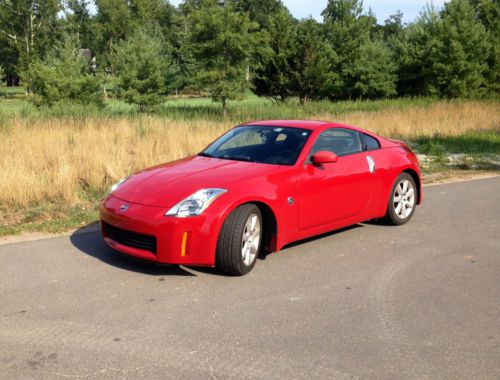 2004 nissan 350z base coupe 2-door 3.5l