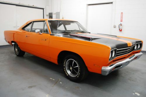 1969 plymouth roadrunner 383 4spd matching #&#039;s magnum 500&#039;s  mopar must see