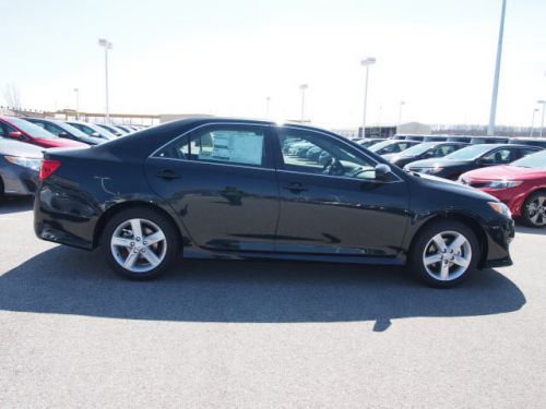 2014 toyota camry se
