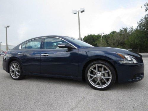 2011 nissan maxima sv