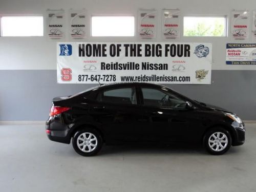 2013 Hyundai Accent GLS, image 4