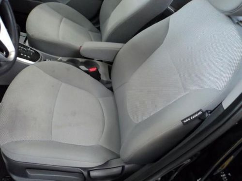 2013 Hyundai Accent GLS, image 29