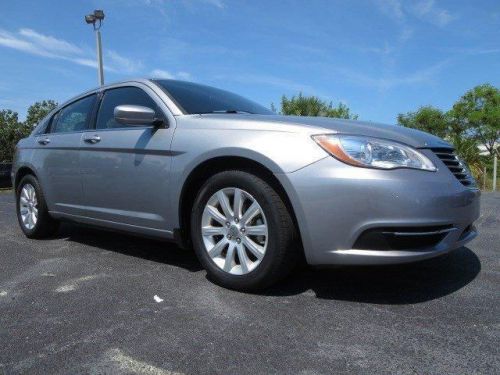 2013 chrysler 200 touring