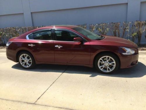 2012 nissan maxima s