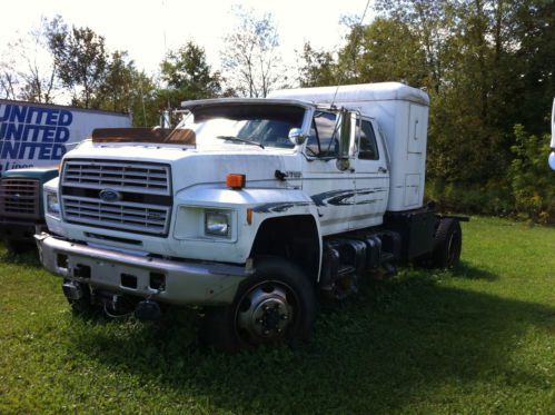 1990 ford f700 crew cab 4x4