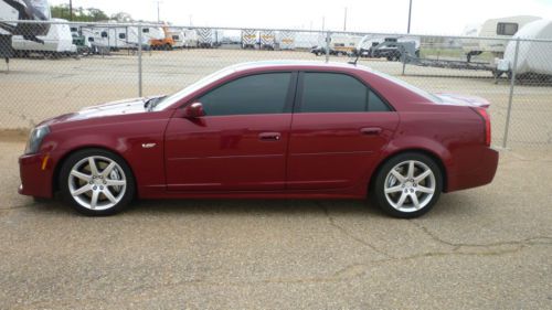 Cts v sedan 4-door 5.7l