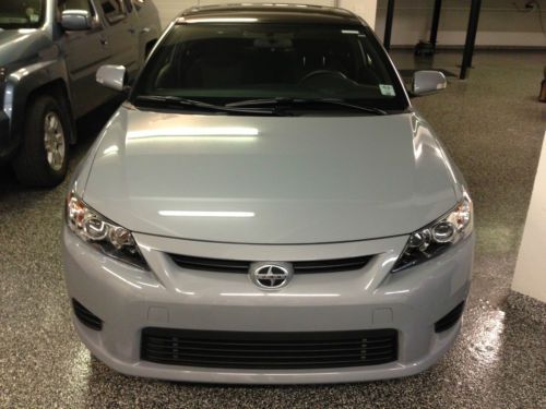 Scion tc 2013 12,200 1 owner miles. best deal any place.