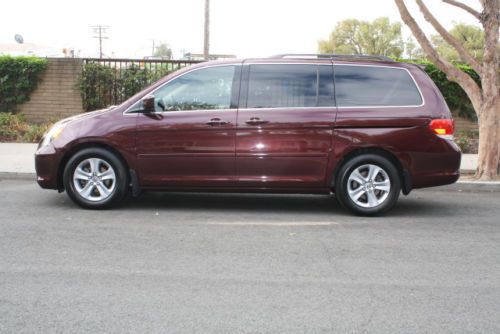 2010 Honda Odyssey Touring Mini Pass. Van, One Owner, Calif. Car. Navi, DVD, image 4
