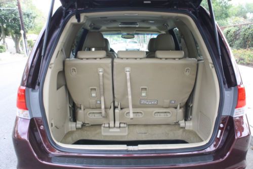 2010 Honda Odyssey Touring Mini Pass. Van, One Owner, Calif. Car. Navi, DVD, image 5