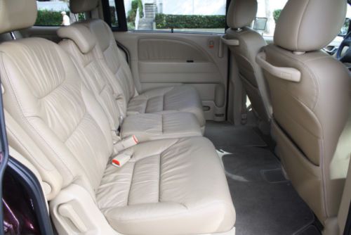 2010 Honda Odyssey Touring Mini Pass. Van, One Owner, Calif. Car. Navi, DVD, image 7