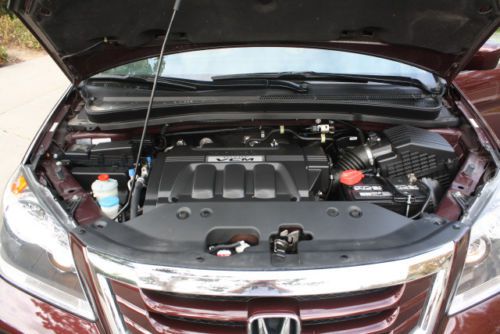 2010 Honda Odyssey Touring Mini Pass. Van, One Owner, Calif. Car. Navi, DVD, image 13