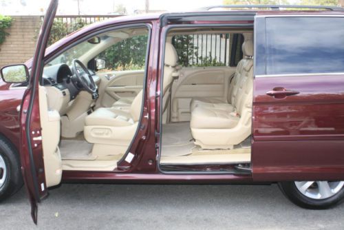 2010 Honda Odyssey Touring Mini Pass. Van, One Owner, Calif. Car. Navi, DVD, image 14