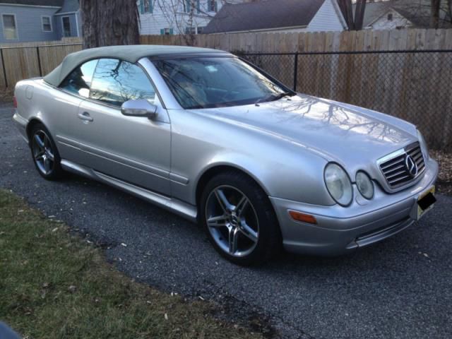 Mercedes-benz clk-class 2 door convertible