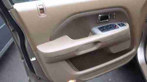 Premium 4x4 One Owner Dealer Serviced- Amazing Condition-  NO RESERVE- Leather, image 10