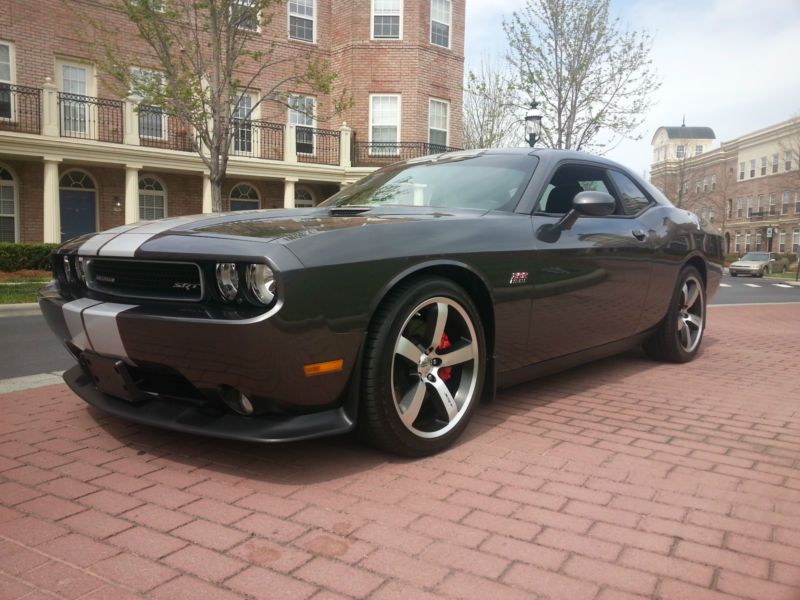 2013 dodge challenger srt8 392