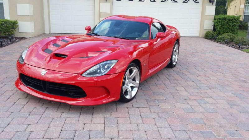 2013 dodge viper srt