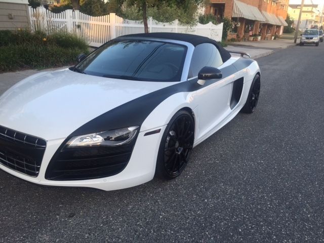 2011 audi r8 5.2 fsi spyder v10