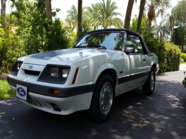 Ford: mustang gt