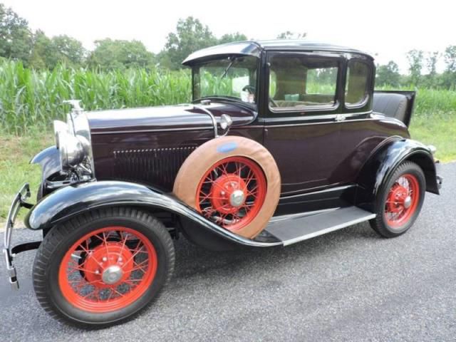 Ford: model a 2 door rumble seat coupe