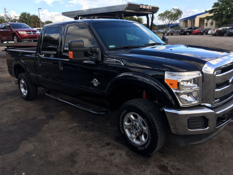 2014 ford f-250 xlt crew cab pickup 4-door