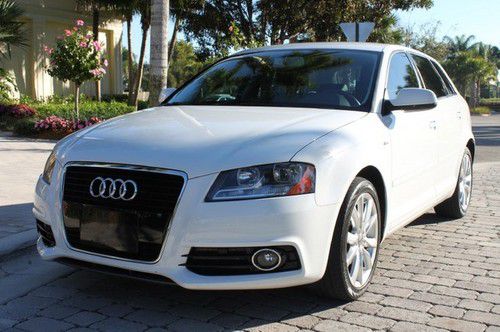 2011 audi a3 tdi i4 turbo-diesel one-owner!