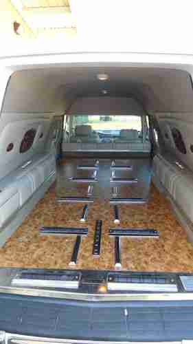 S&S Hearse MASTERPIECE EDITION Low Miles COMMERCIAL GLASS Southern Car NO RUST, image 5