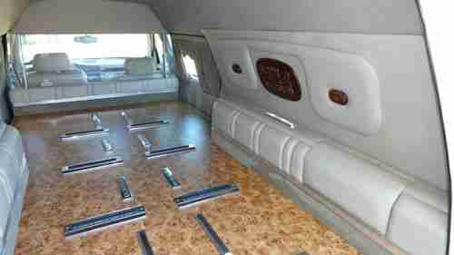 S&S Hearse MASTERPIECE EDITION Low Miles COMMERCIAL GLASS Southern Car NO RUST, image 7