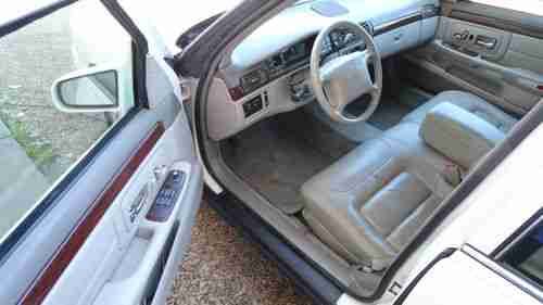 S&S Hearse MASTERPIECE EDITION Low Miles COMMERCIAL GLASS Southern Car NO RUST, image 8